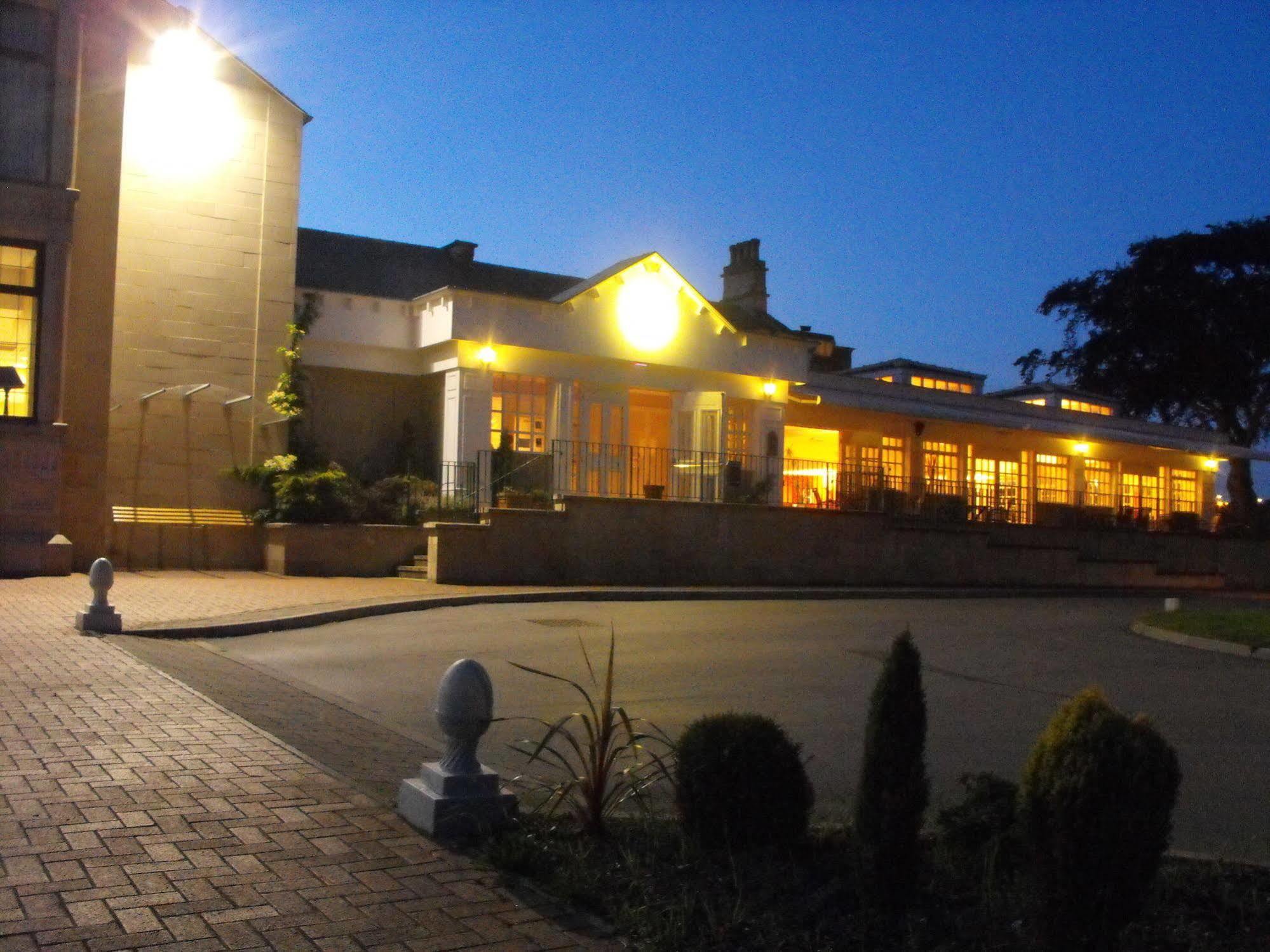 Gomersal Park Hotel & Dream Spa Exterior photo